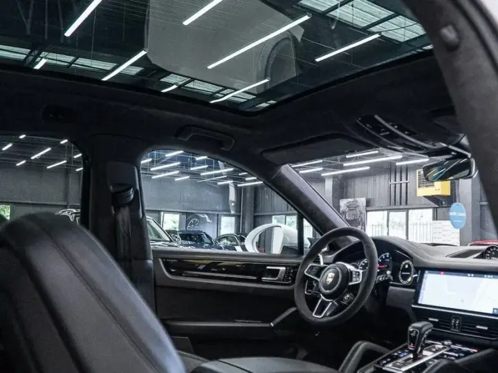 Porsche Cayenne Coupe