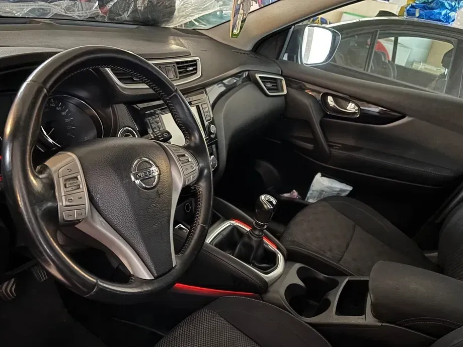 Nissan Qashqai II 1.6 DCI Start/Stop Tekna — imagine 5
