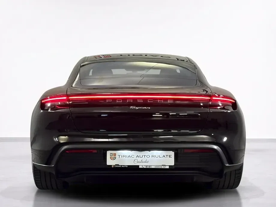 Porsche Taycan — imagine 4