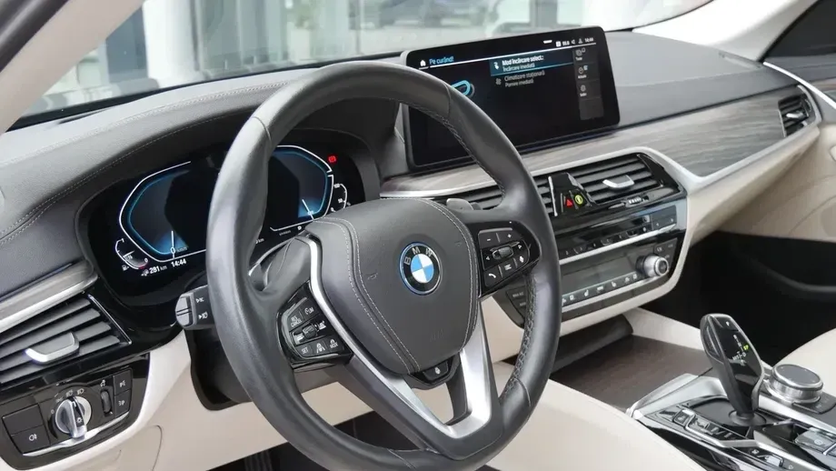 BMW Seria 5 530e xDrive AT PHEV — imagine 2