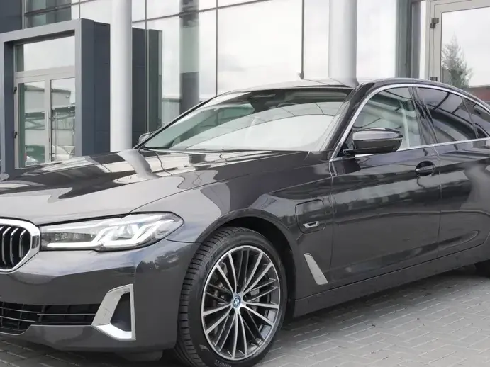 BMW Seria 5 530e xDrive AT PHEV