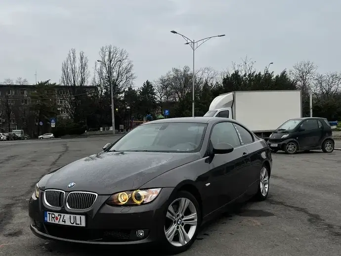 BMW Seria 3 E90/E91/E92/E93 320d