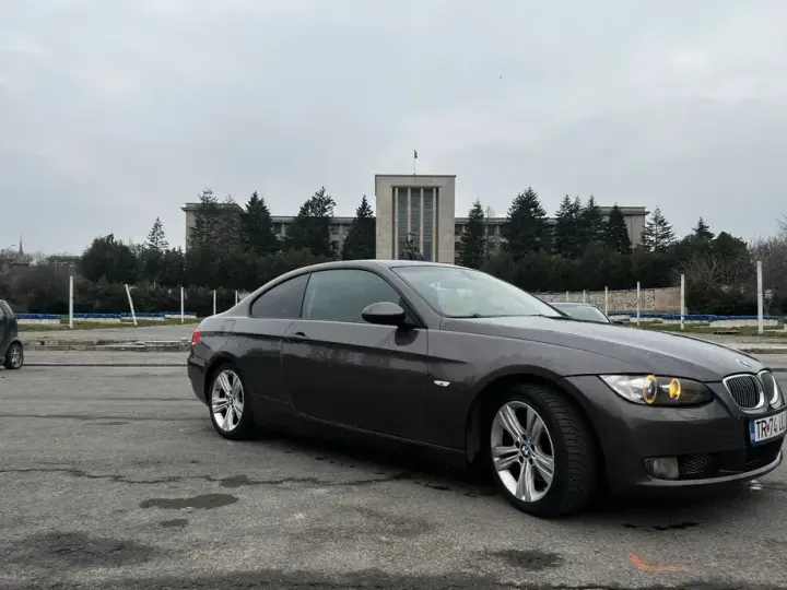 BMW Seria 3 E90/E91/E92/E93 320d