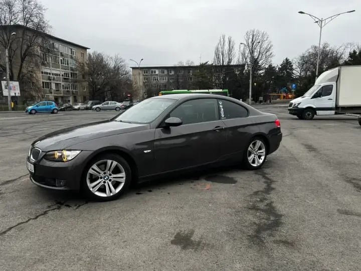 BMW Seria 3 E90/E91/E92/E93 320d