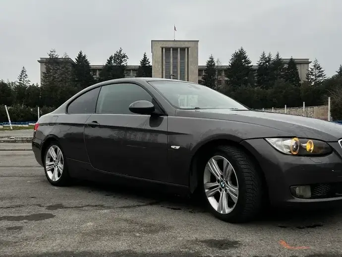 BMW Seria 3 E90/E91/E92/E93 320d