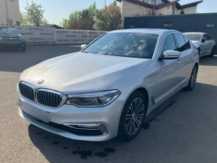 BMW Seria 5 G30/G31 520d AT
