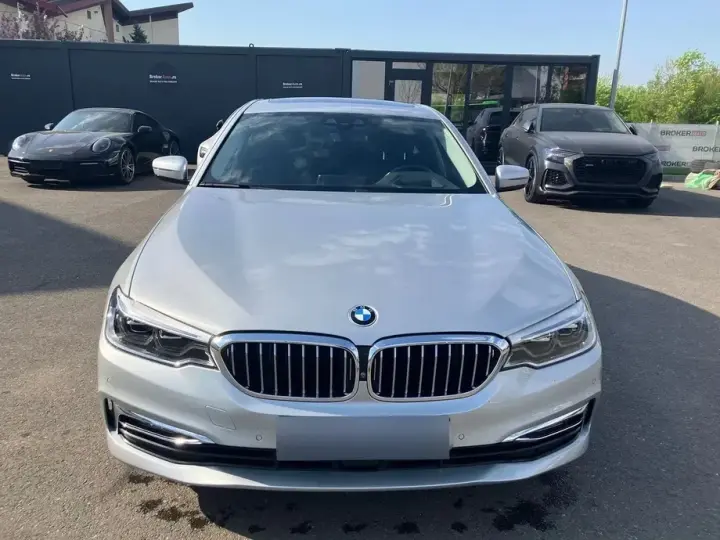 BMW Seria 5 G30/G31 520d AT