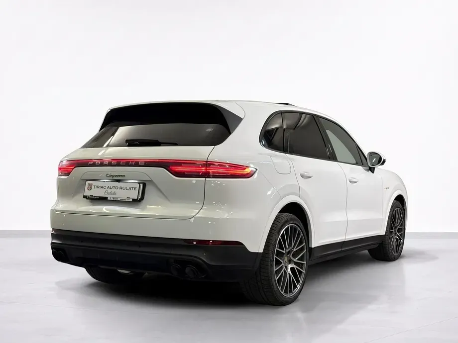 Porsche Cayenne — imagine 5