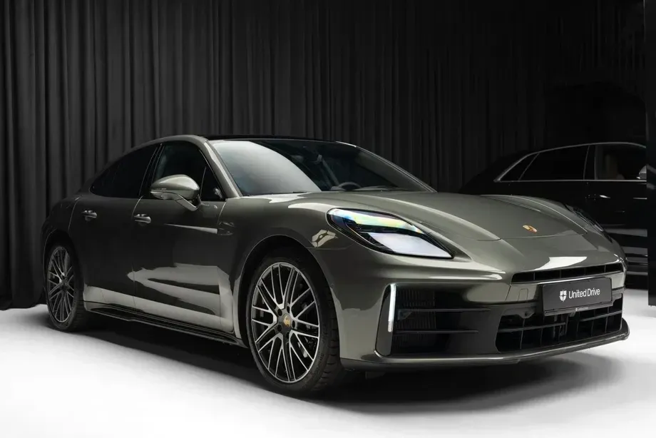 Porsche Panamera 4 — imagine 3