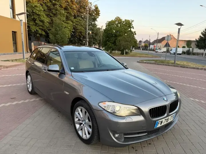 BMW Seria 5 F10/F11/F07 530d Aut.