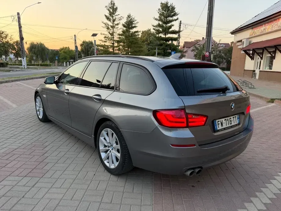 BMW Seria 5 F10/F11/F07 530d Aut. — imagine 5