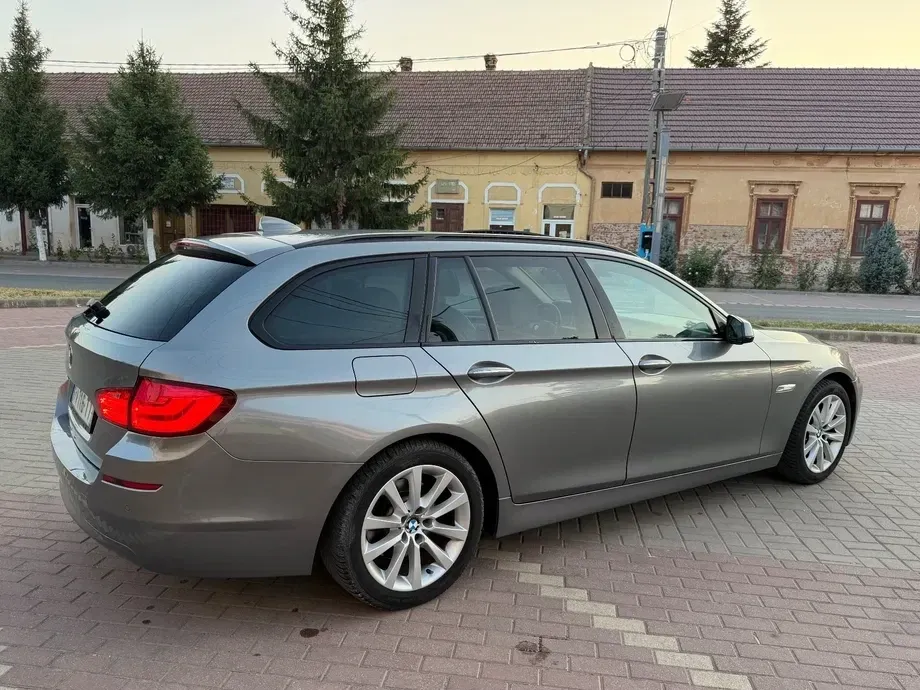 BMW Seria 5 F10/F11/F07 530d Aut. — imagine 4