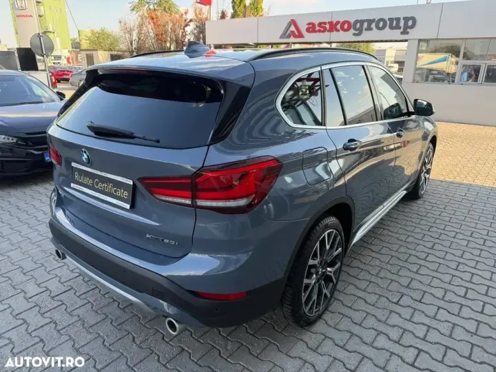 BMW X1 xDrive20i AT