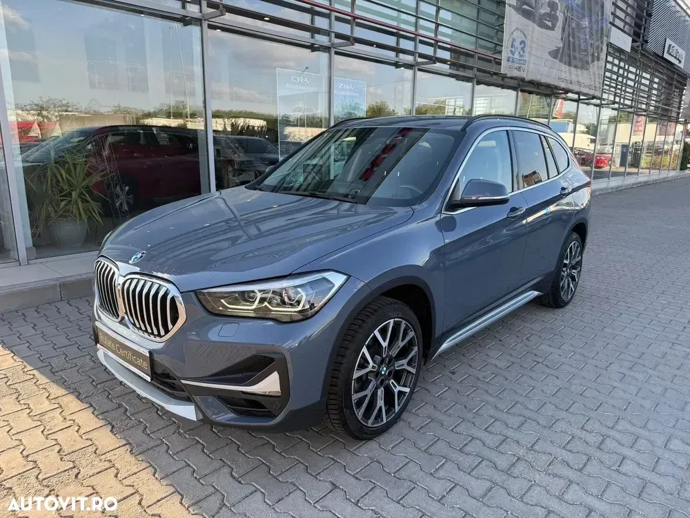 BMW X1 xDrive20i AT — imagine 2