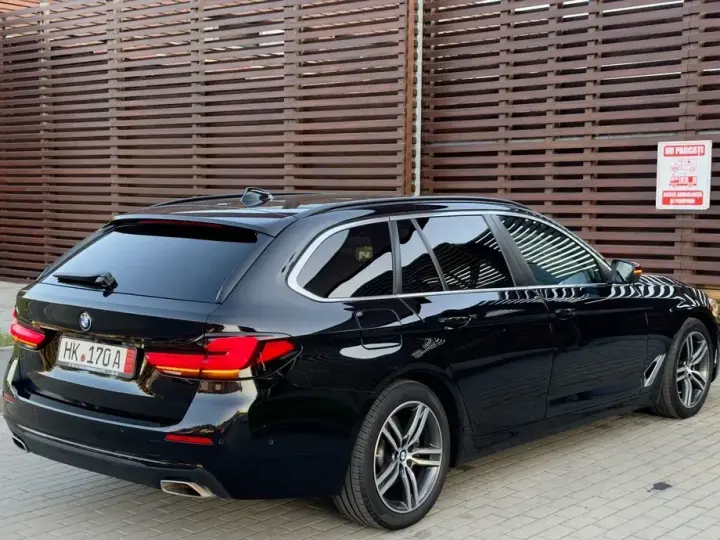 BMW Seria 5 G30/G31 520d Aut. Luxury Line
