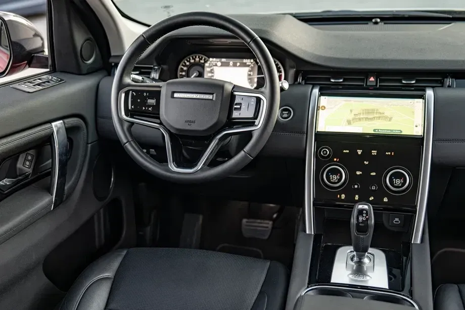 Land Rover Discovery Sport 2.0 D165 MHEV Landmark — imagine 3