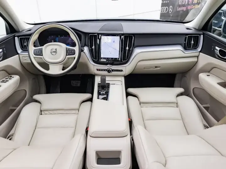Volvo XC 60 Recharge T6 Twin Engine eAWD Inscription Expression