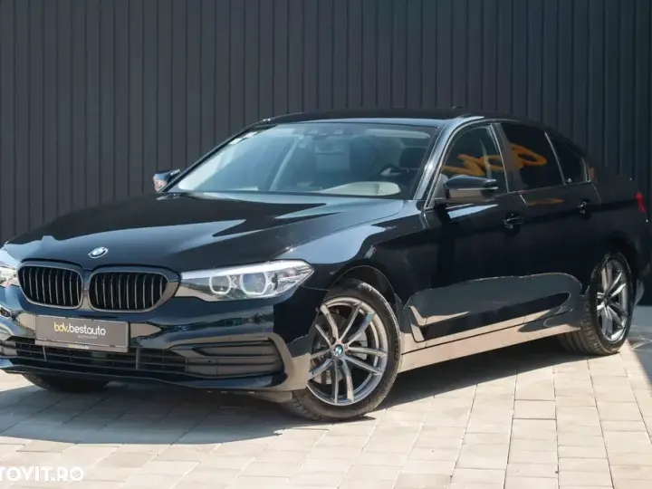 BMW Seria 5 G30/G31 [2017 - Prezent] 520d xDrive AT