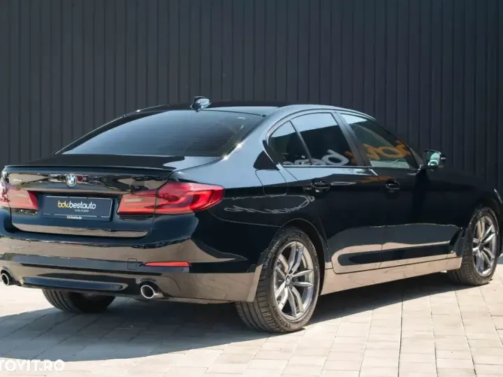 BMW Seria 5 G30/G31 [2017 - Prezent] 520d xDrive AT