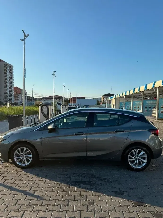 Opel Astra K 1.4 Turbo Start/Stop CVT Edition — imagine 5