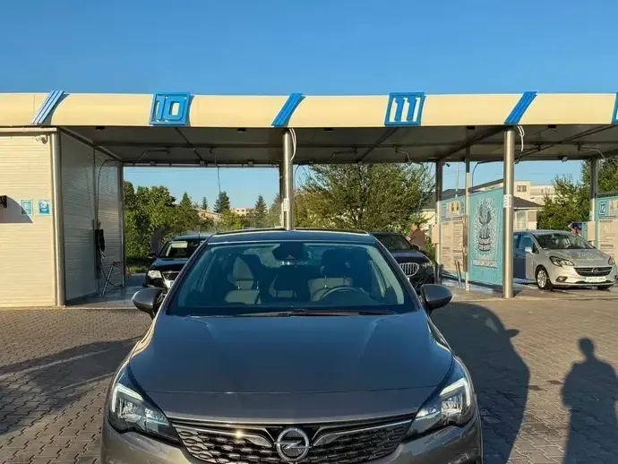 Opel Astra K 1.4 Turbo Start/Stop CVT Edition