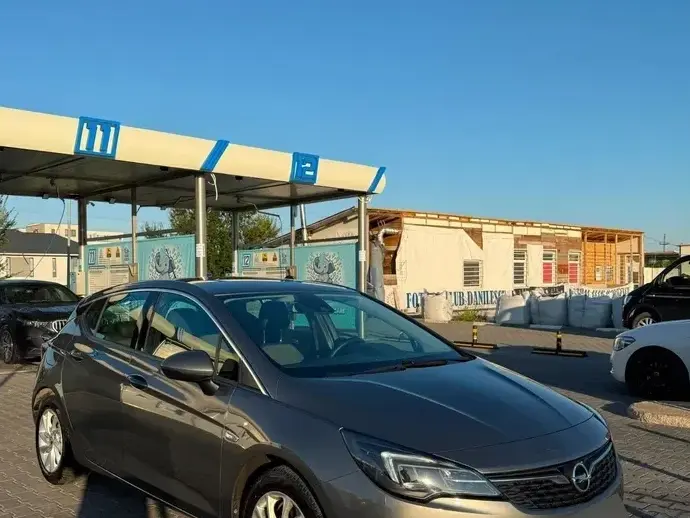 Opel Astra K 1.4 Turbo Start/Stop CVT Edition