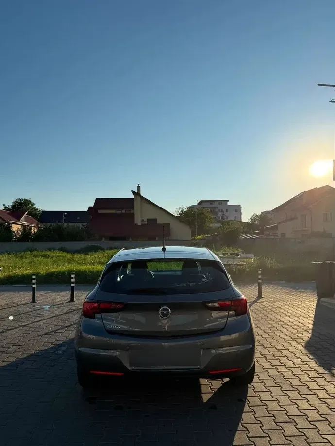 Opel Astra K 1.4 Turbo Start/Stop CVT Edition — imagine 6