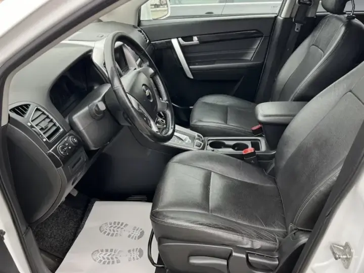 Chevrolet Captiva 2.2D AWD 7 locuri LT Aut. 7 locuri