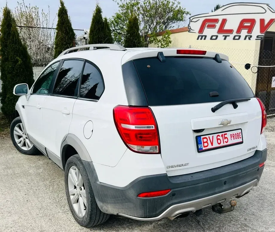 Chevrolet Captiva 2.2D AWD 7 locuri LT Aut. 7 locuri — imagine 4