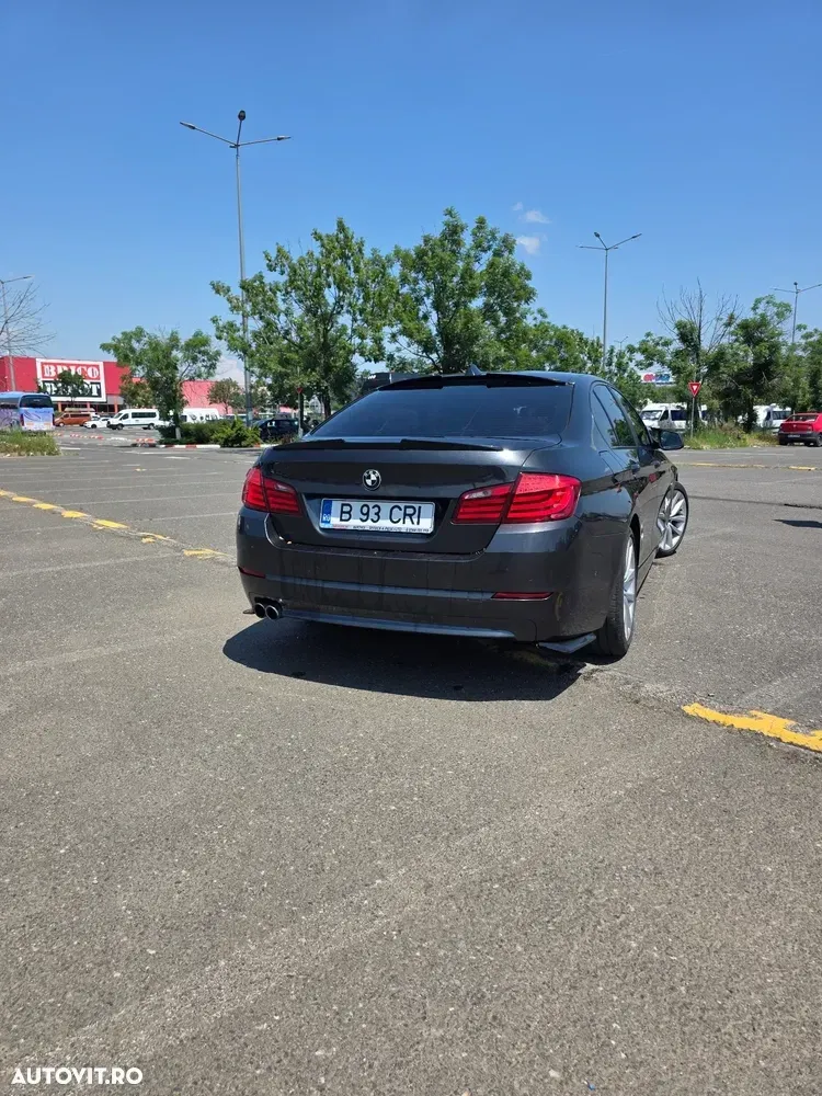 BMW Seria 5 F10/F11/F07 [2010 - 2017] 520d — imagine 2