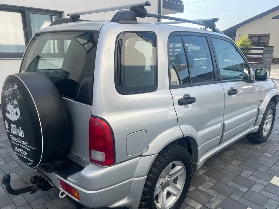 Suzuki Grand Vitara 2.0i — imagine 5