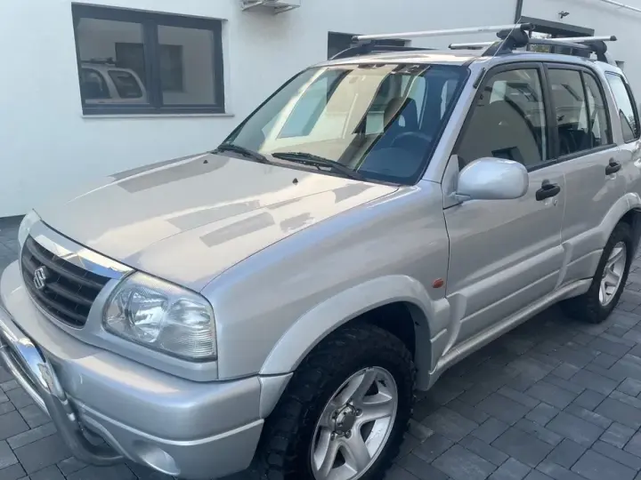 Suzuki Grand Vitara 2.0i