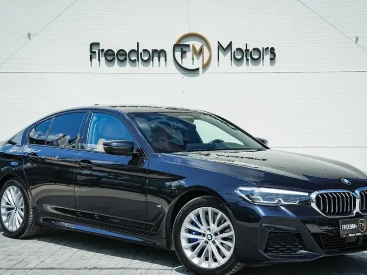 BMW Seria 5 G30/G31 545e xDrive Aut. M Sport Edition