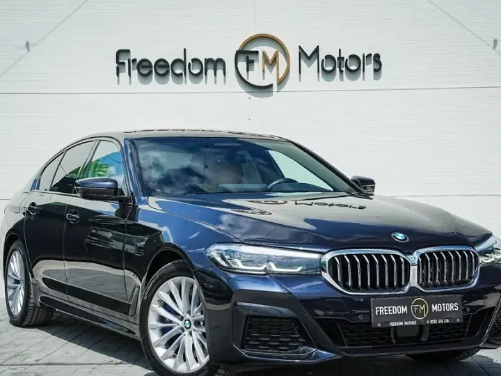 BMW Seria 5 G30/G31 545e xDrive Aut. M Sport Edition