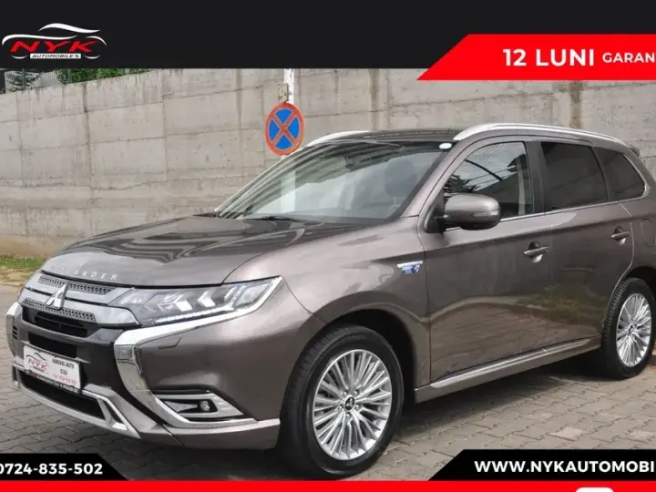 Mitsubishi Outlander III PHEV 2.4 L 4X4 Instyle