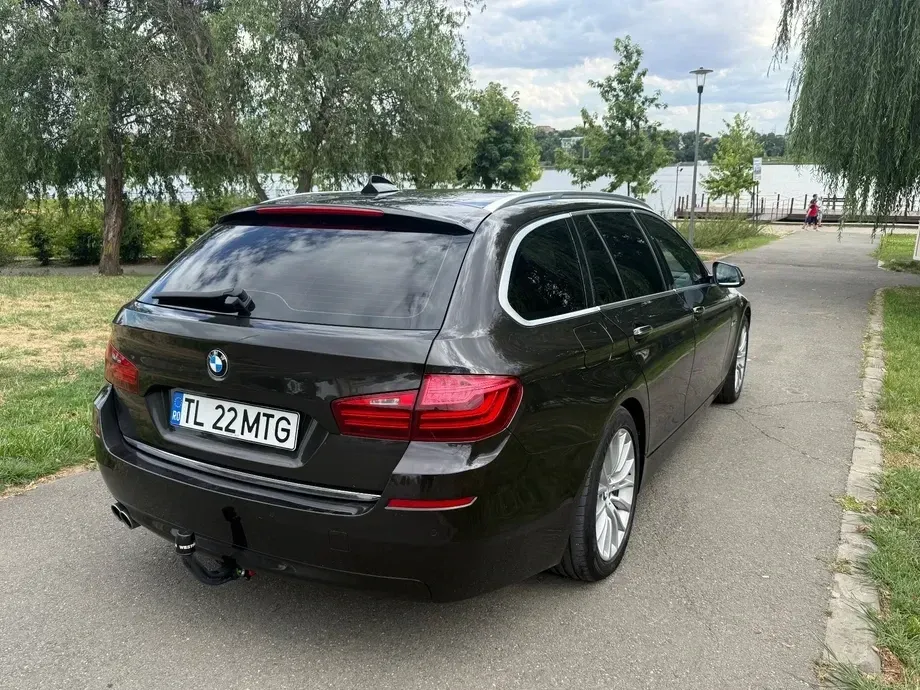 BMW Seria 5 F10/F11/F07 520d xDrive — imagine 3