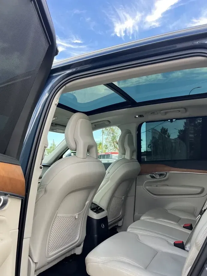 Volvo XC 90 T6 AWD Momentum — imagine 6