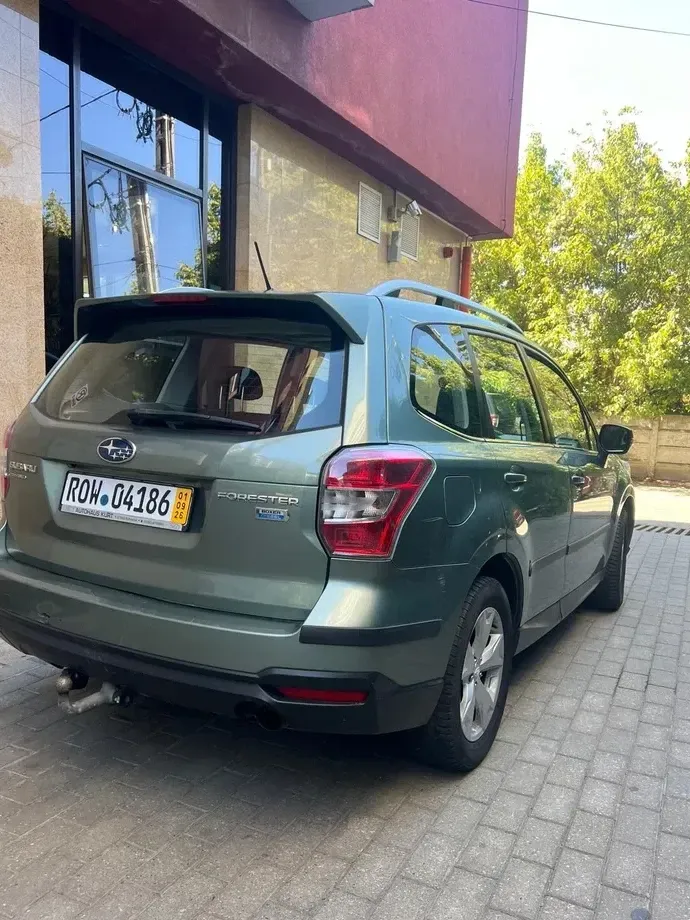 Subaru Forester 2.0D Lineartronic Exclusive — imagine 4