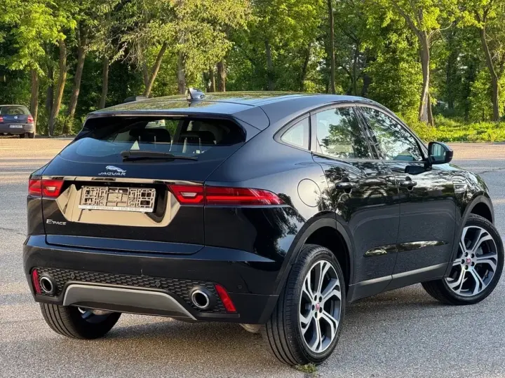 Jaguar E-Pace D150 AWD Aut. S