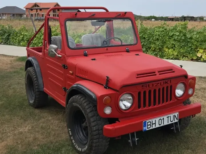 Suzuki LJ