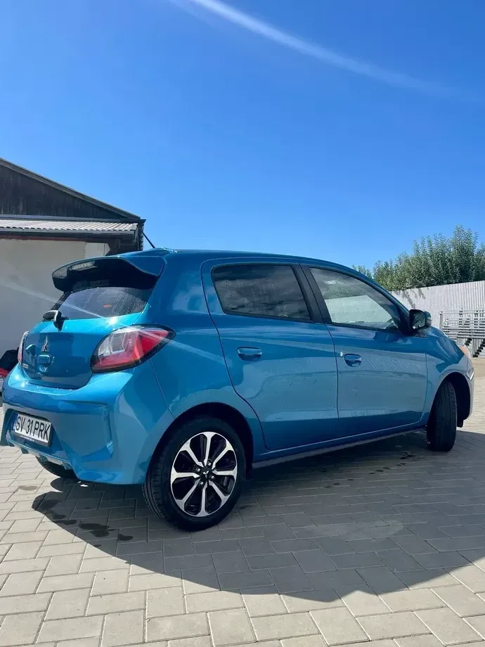 Mitsubishi Mirage — imagine 4