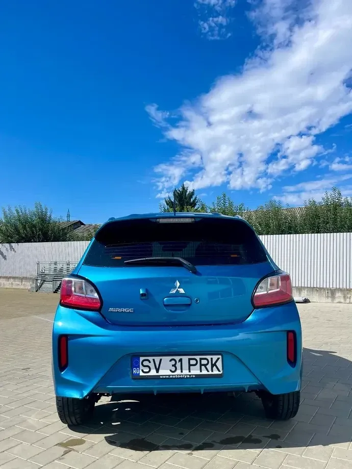 Mitsubishi Mirage — imagine 3