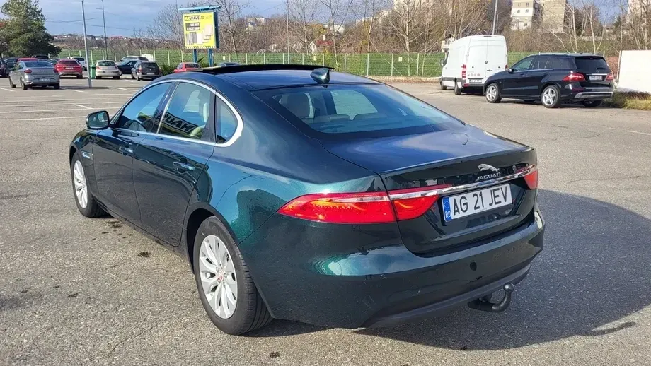 Jaguar XF — imagine 4