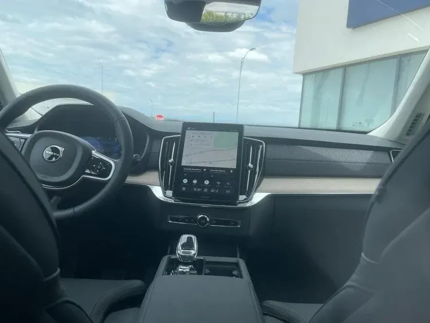 Volvo XC 90 II B5 AWD MHEV Ultra Bright — imagine 4