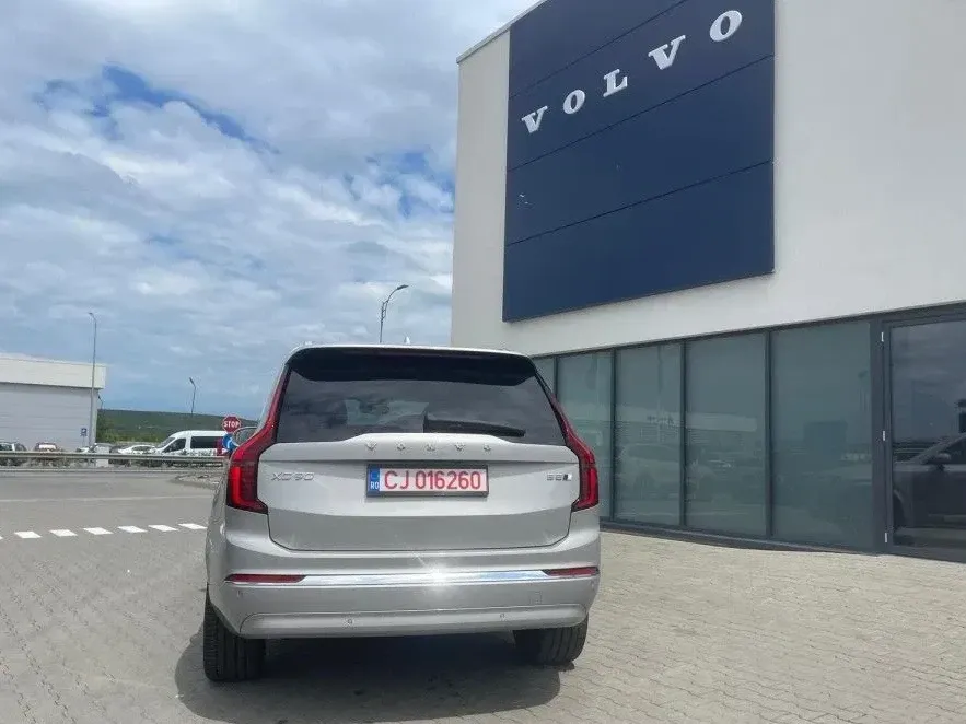 Volvo XC 90 II B5 AWD MHEV Ultra Bright — imagine 5