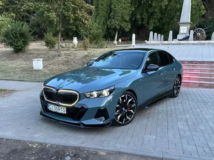 BMW Seria 5 G60/G61