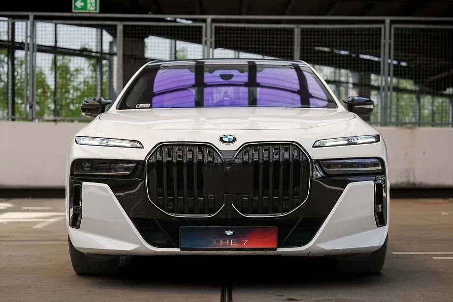 BMW Seria 7 — imagine 4