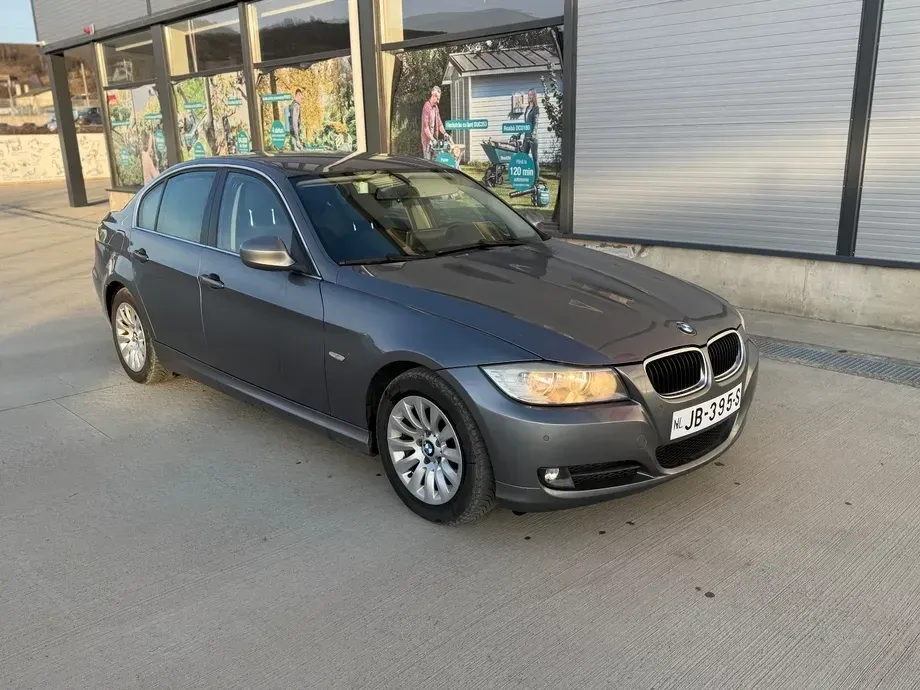 BMW Seria 3 320d DPF Aut. — imagine 6