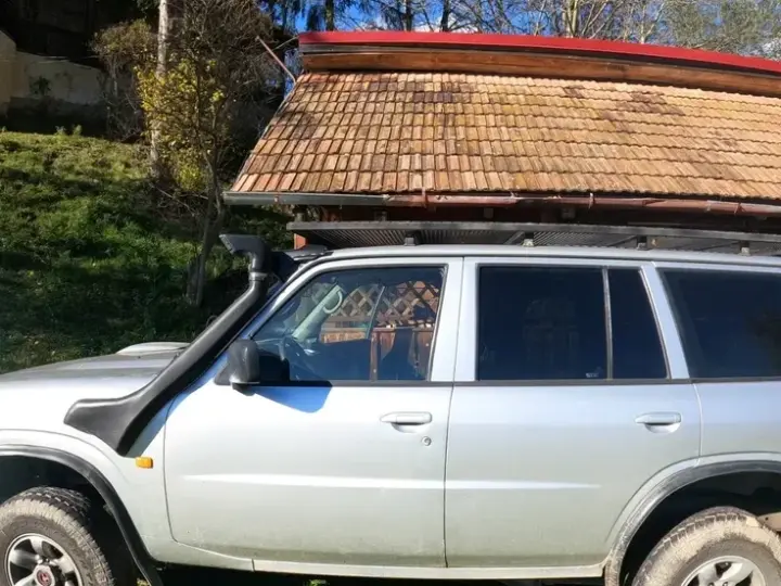 Nissan Patrol V