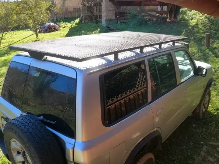 Nissan Patrol V